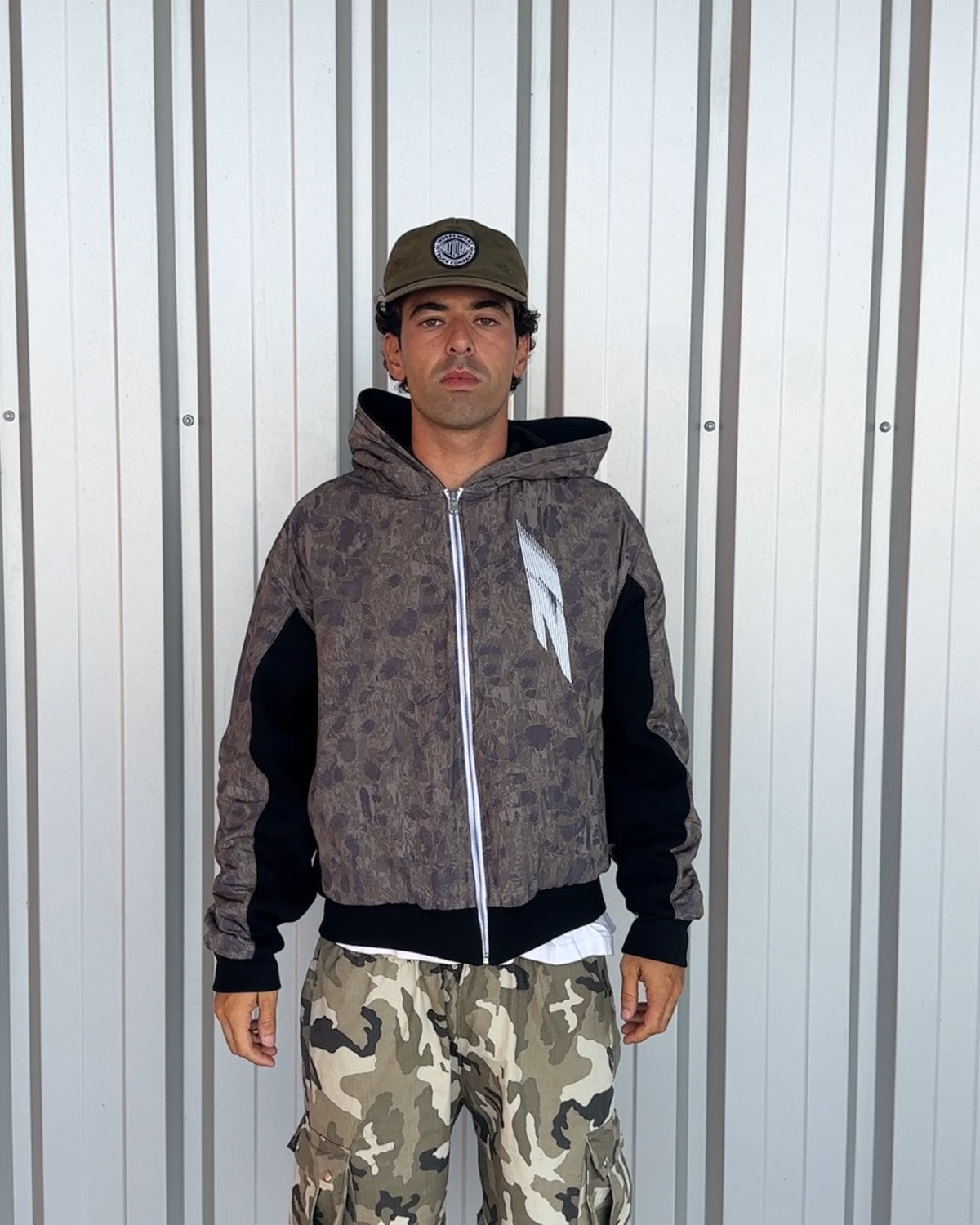 Speed Reversible Zip  L