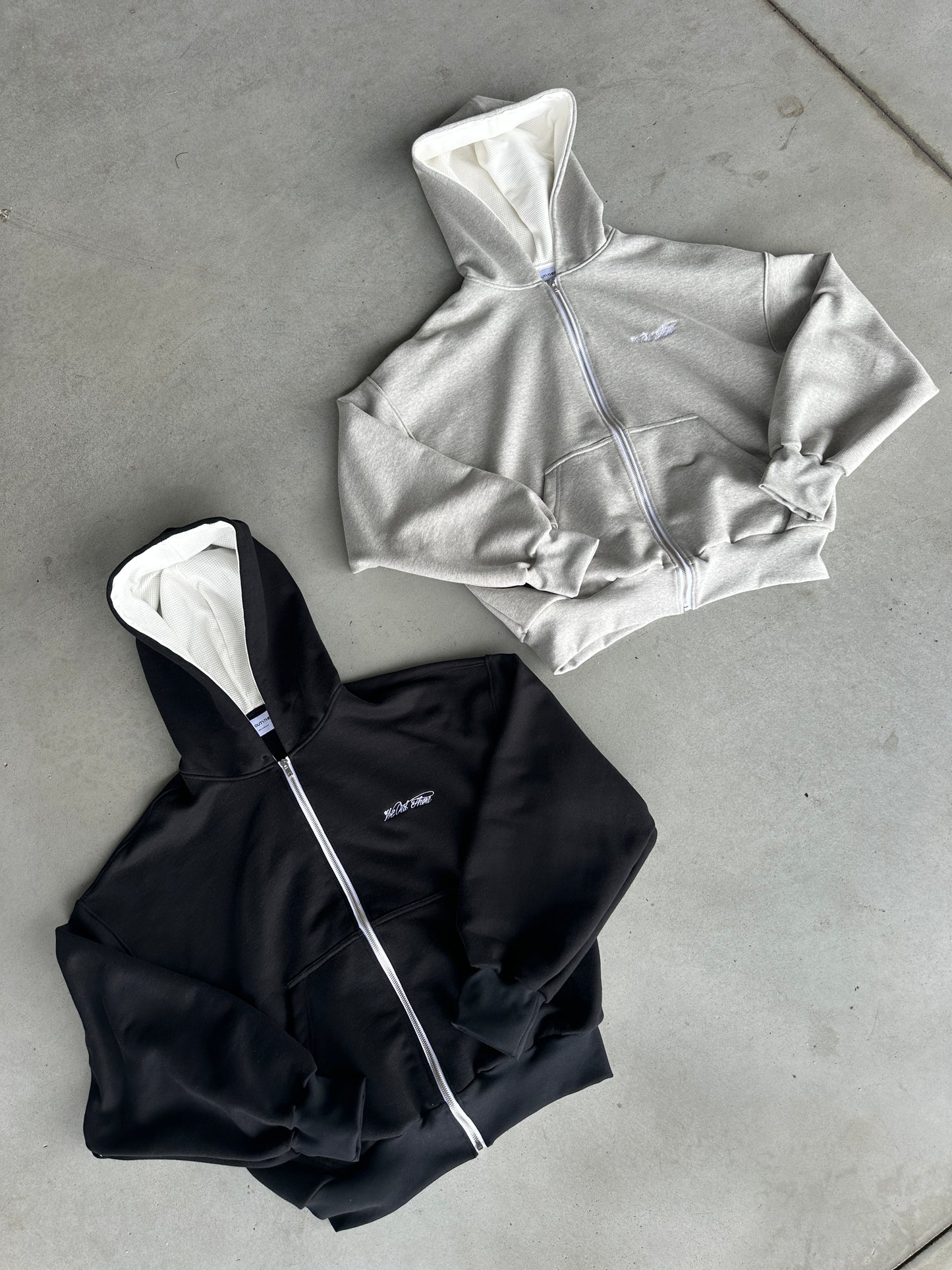 Essential Zip-Up [Black/Heather Grey]