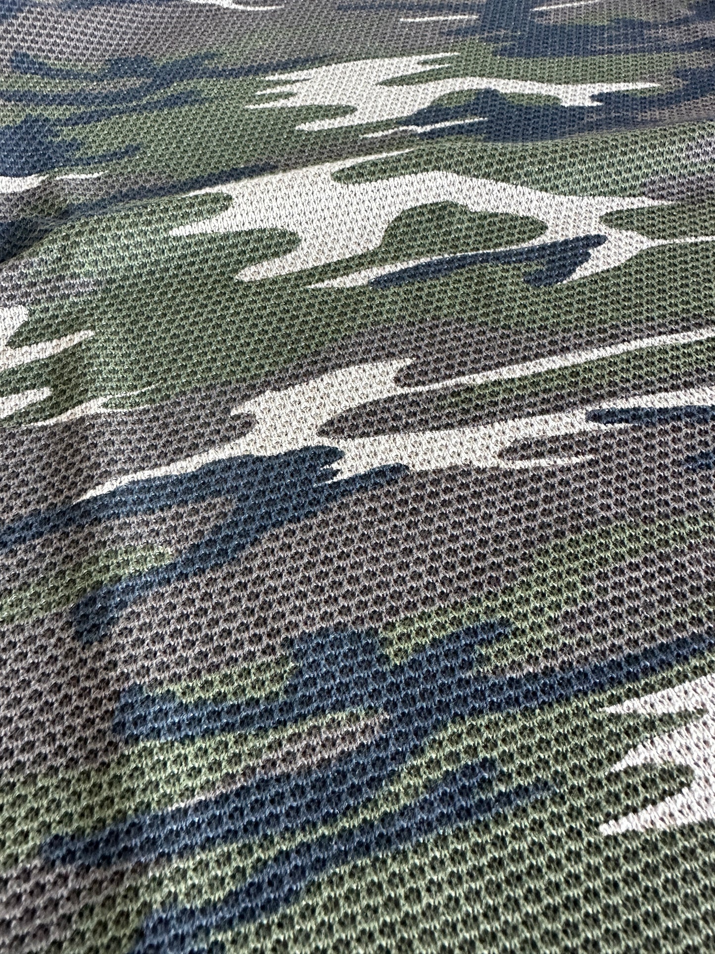 Camo Lightweight Longsleeve [Camouflage]