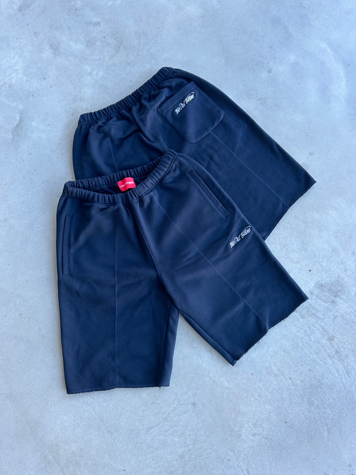 Essential Sweatshorts [Navy]