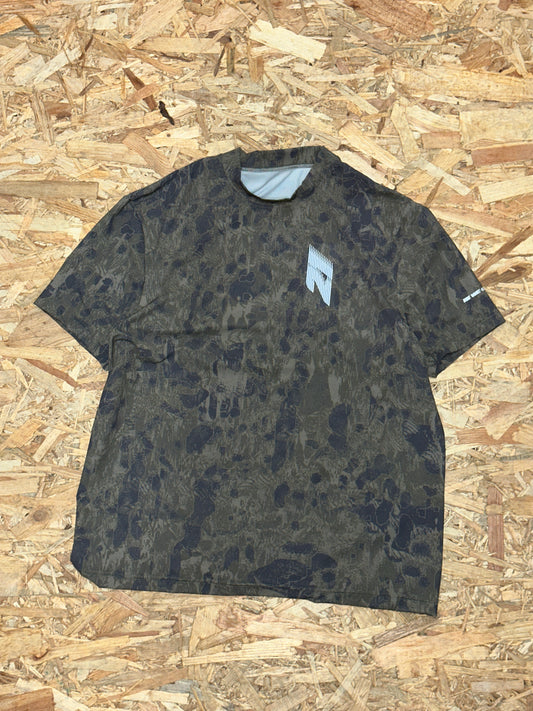 Sample Speed Camo Tshirt  M