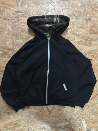 Camo Reversível com Logótipo nas Costas e Fecho-éclair [Preto] L