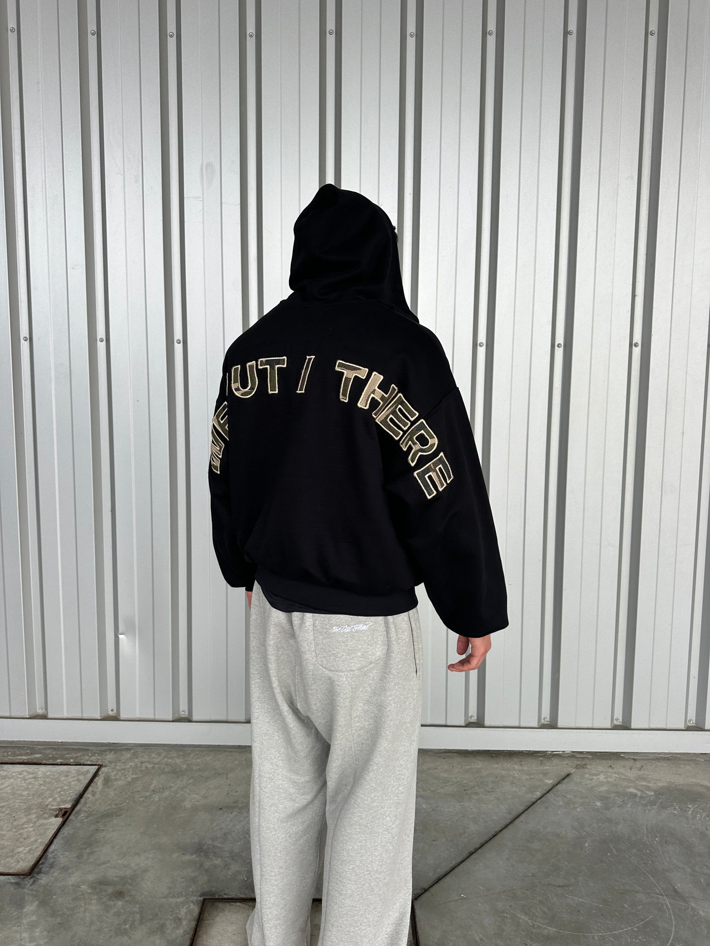 Camo Reversible Back Logo Zip-Up [Black]