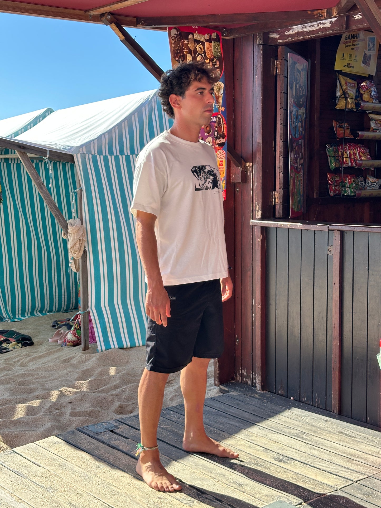 'Barracao' Tee [Off-white/Cru]