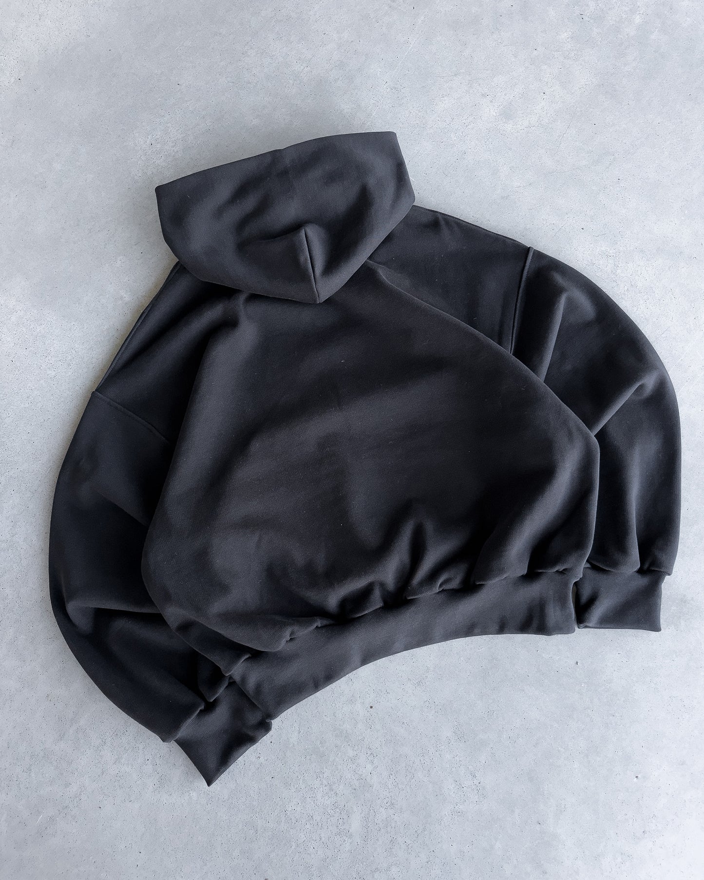 Hoodie Essencial [Preto]